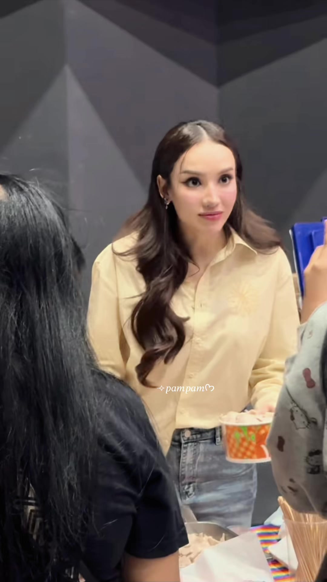 @แพมแพม