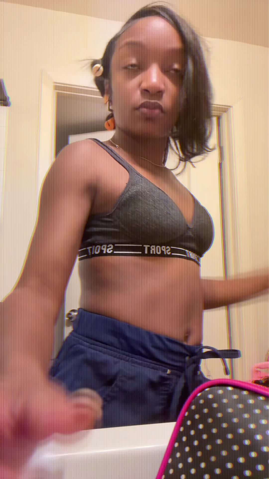 @Lifeofkrissy