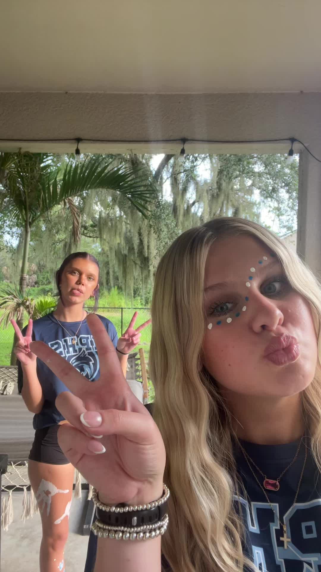 @Jaida 🦈