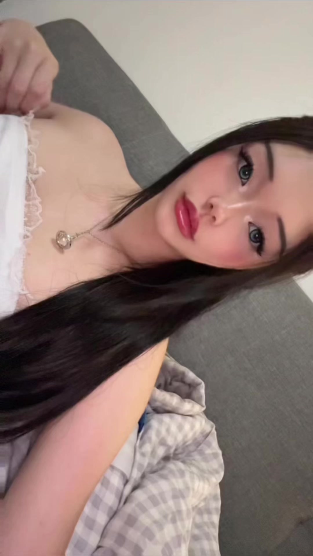 @✧