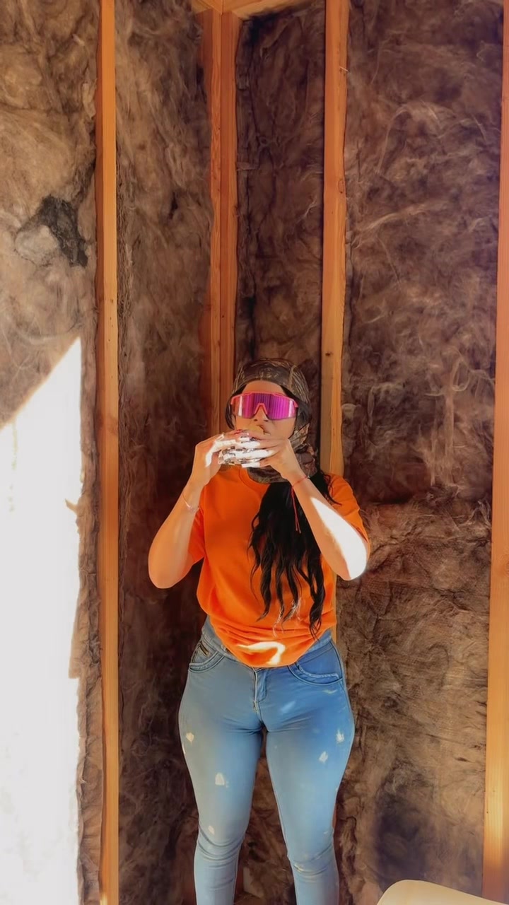 @Bessy ᥫ᭡