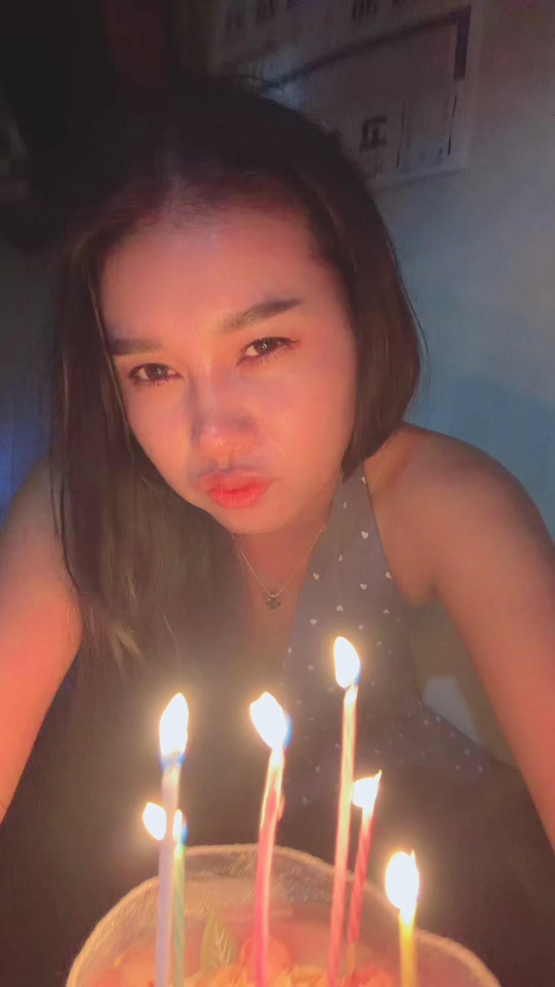 @Oun Na ๐ค๐