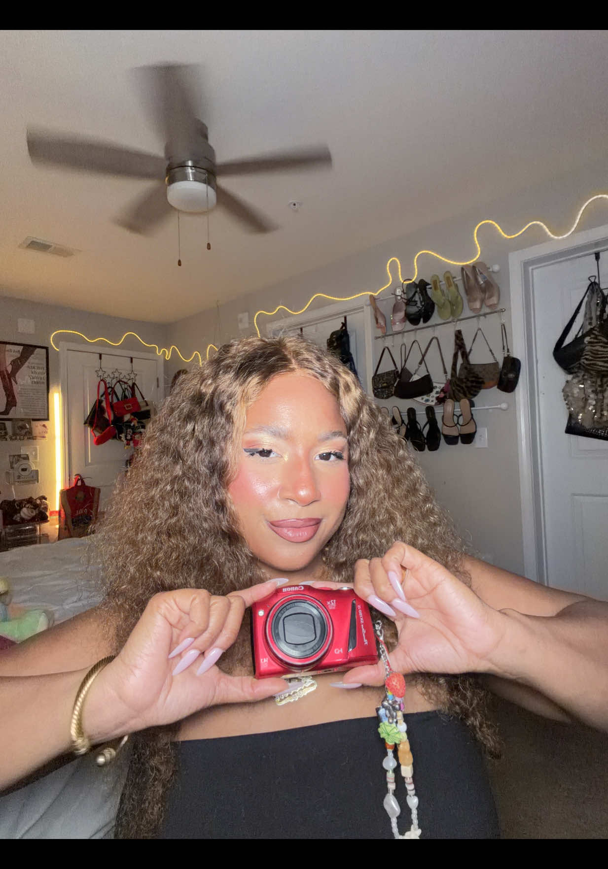 @Kella Hawk | Tech x Lifestyle