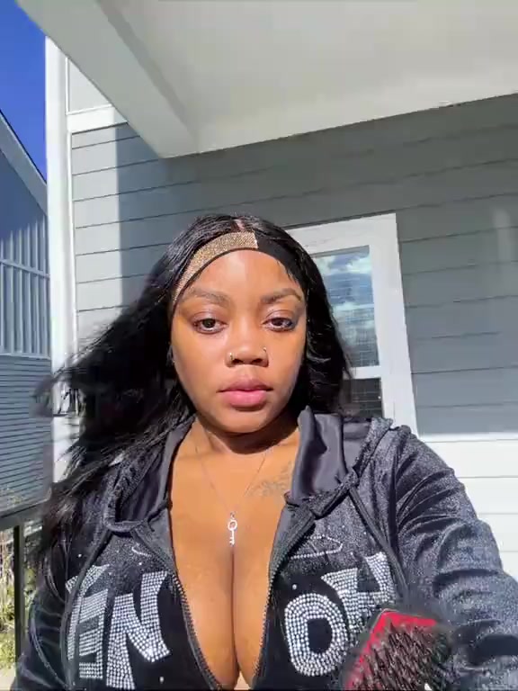 @ari_kari20 🪖