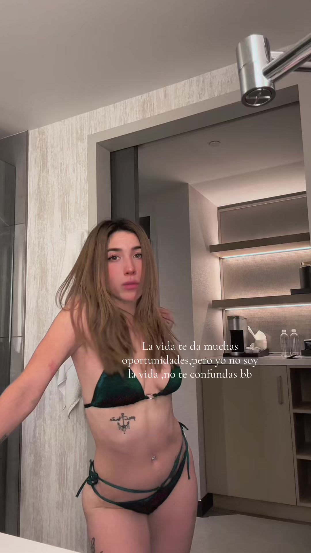 @NAOMI 🍒