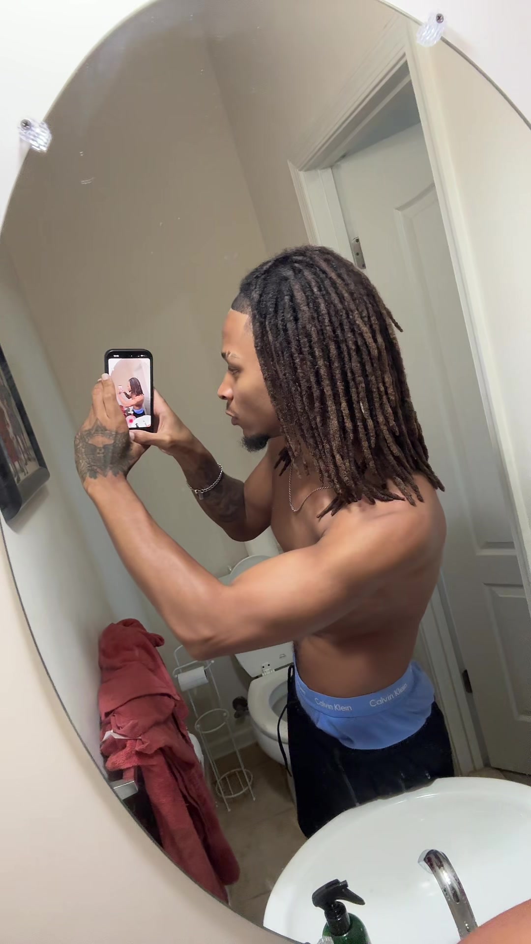 @str8fetti