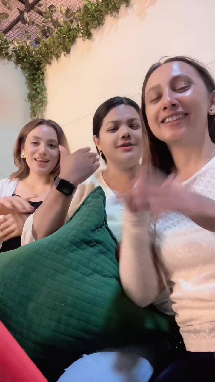 @mrs.chhetriЁЯМ║ЁЯМ╣