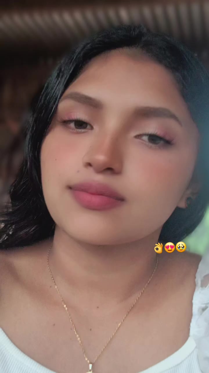 @🧃Tùmorenita♥️😍🍇