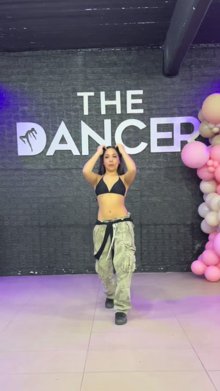 @JULI CLARA