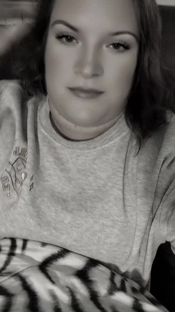@jessienousain