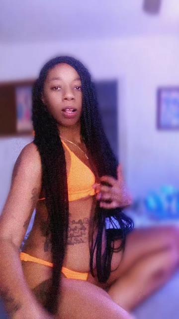 @Tha Wife🦋 🥵😈
