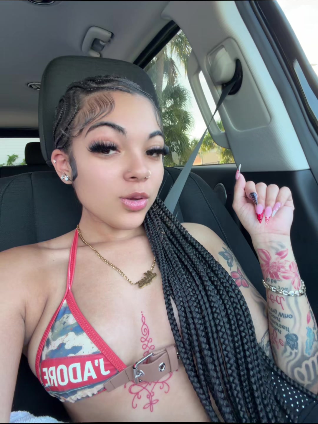 @mya