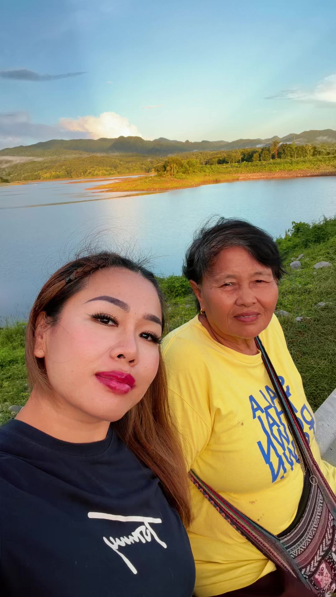 @🇹🇭MiMi❤️Mr.budgett🇺🇸