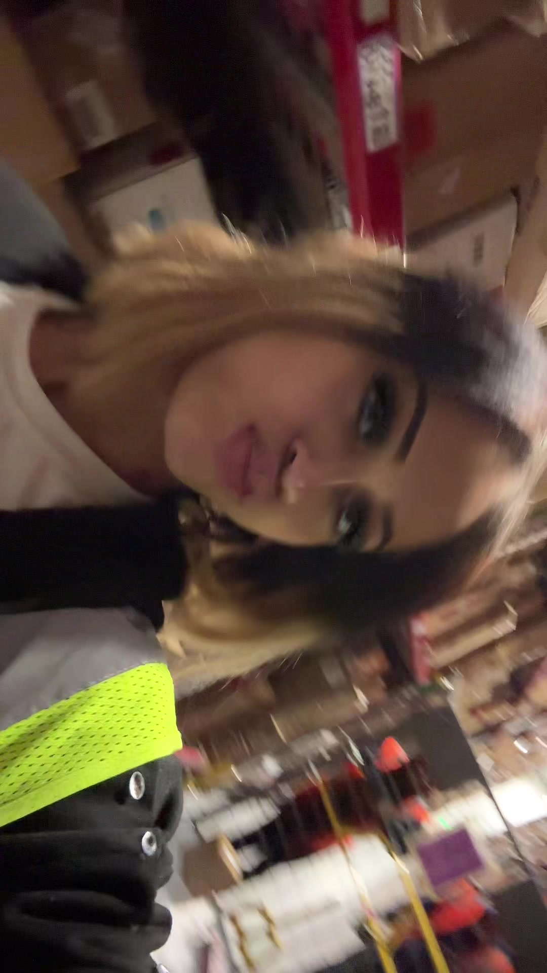 @DezzyCo