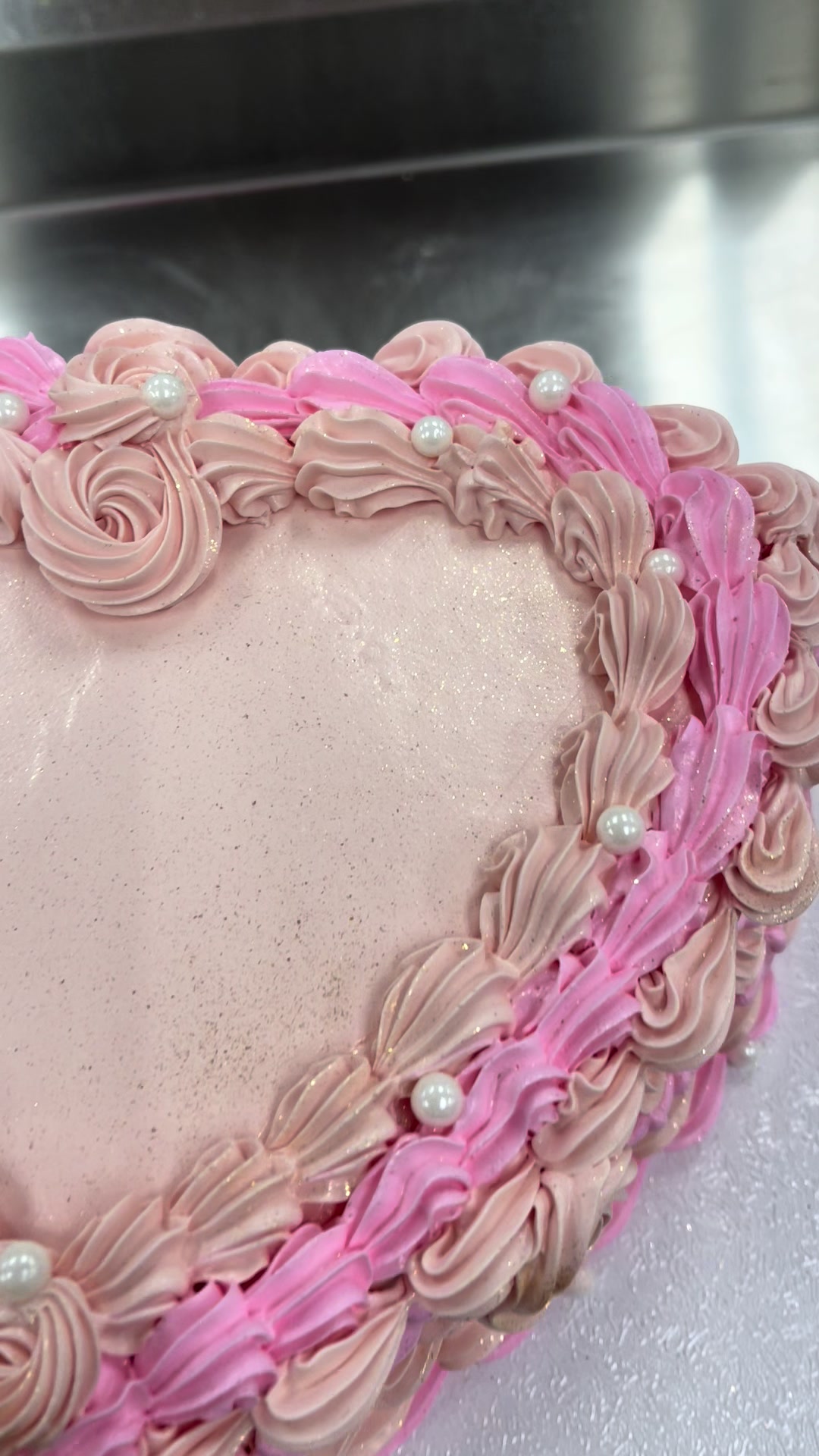 @cakesbyrahila