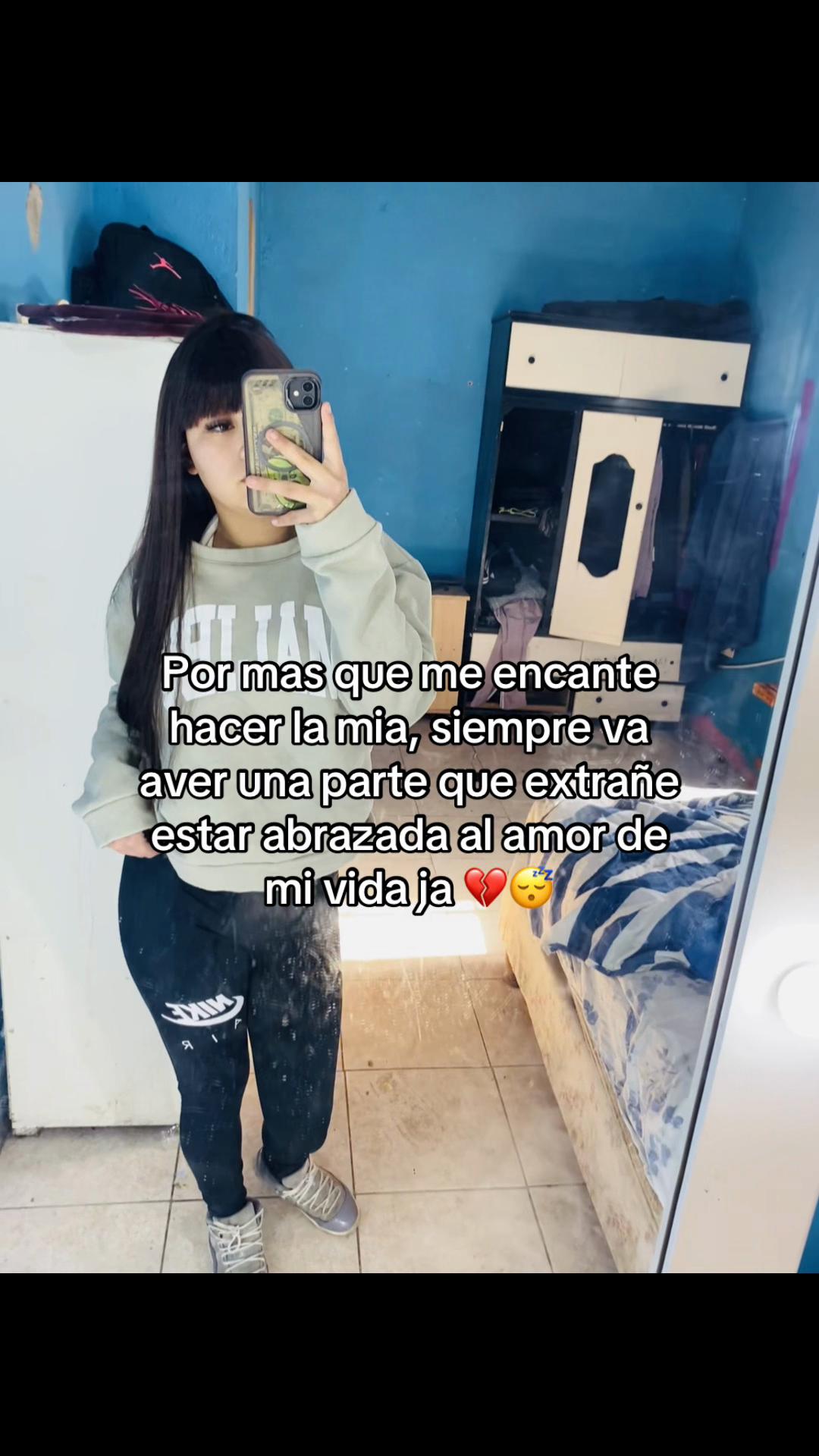 @zahy._herrera