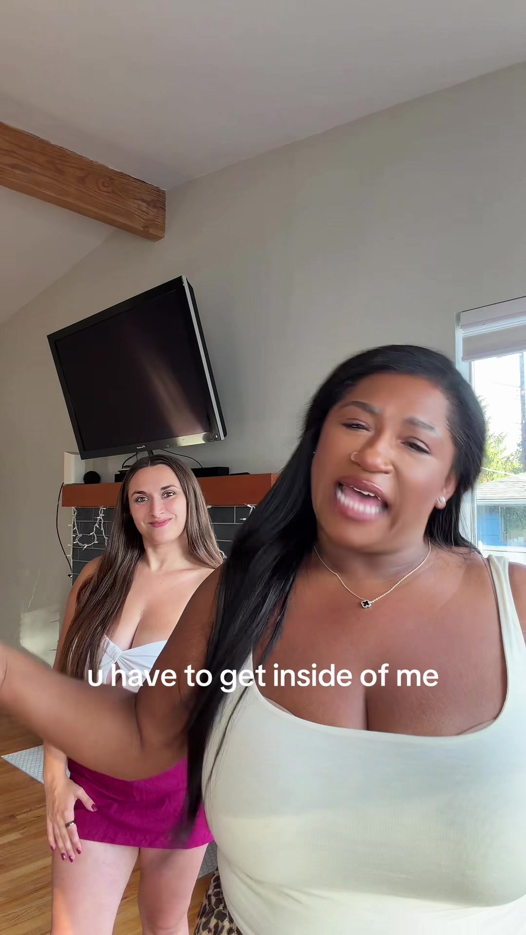 @big boob besties