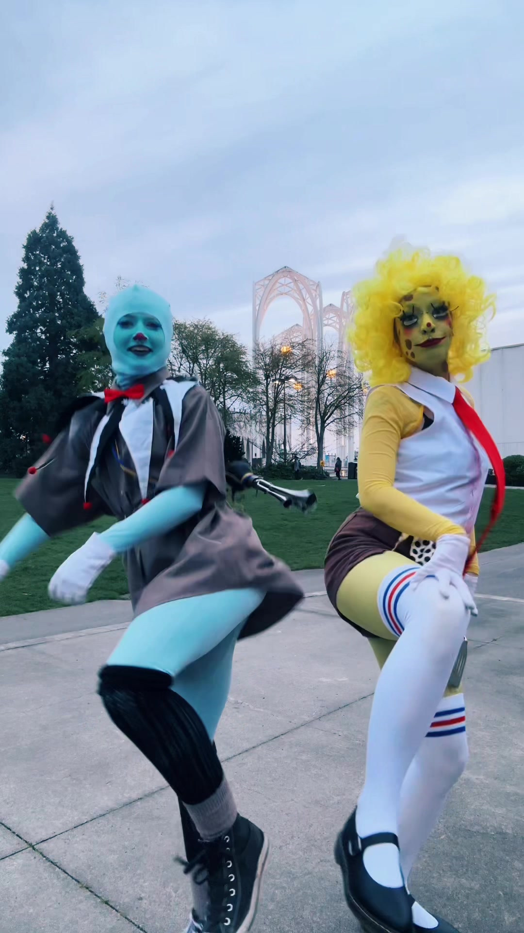 @leeloutheclown