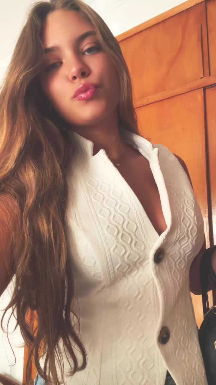 @𝒶𝓃𝓃𝒶𝓁ℯ𝓃𝒶
