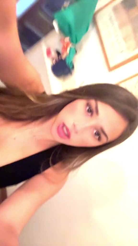 @juliaredin