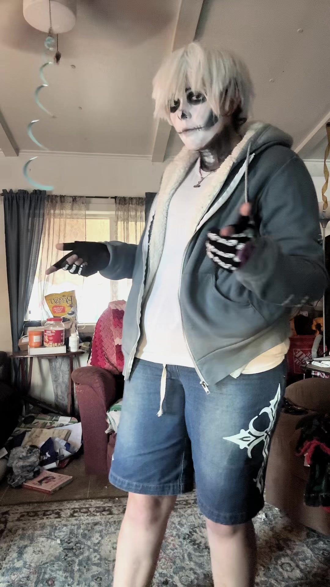 @GUYSPLEASE