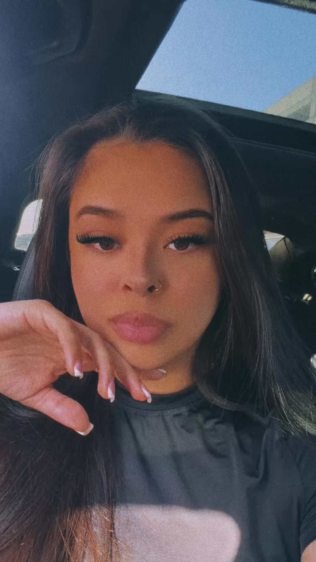 @hustlaa.rosee