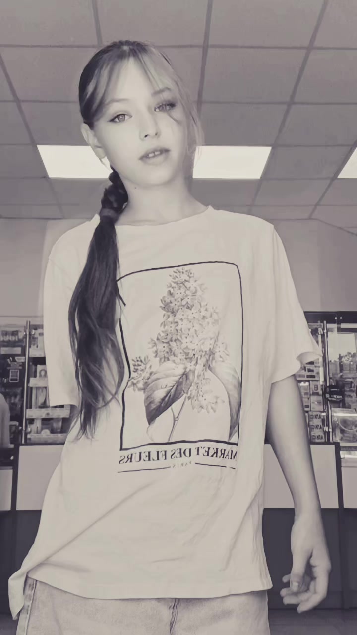 @🌊★kristuina★🫧