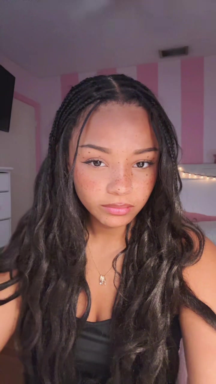 @glitterglizzy20