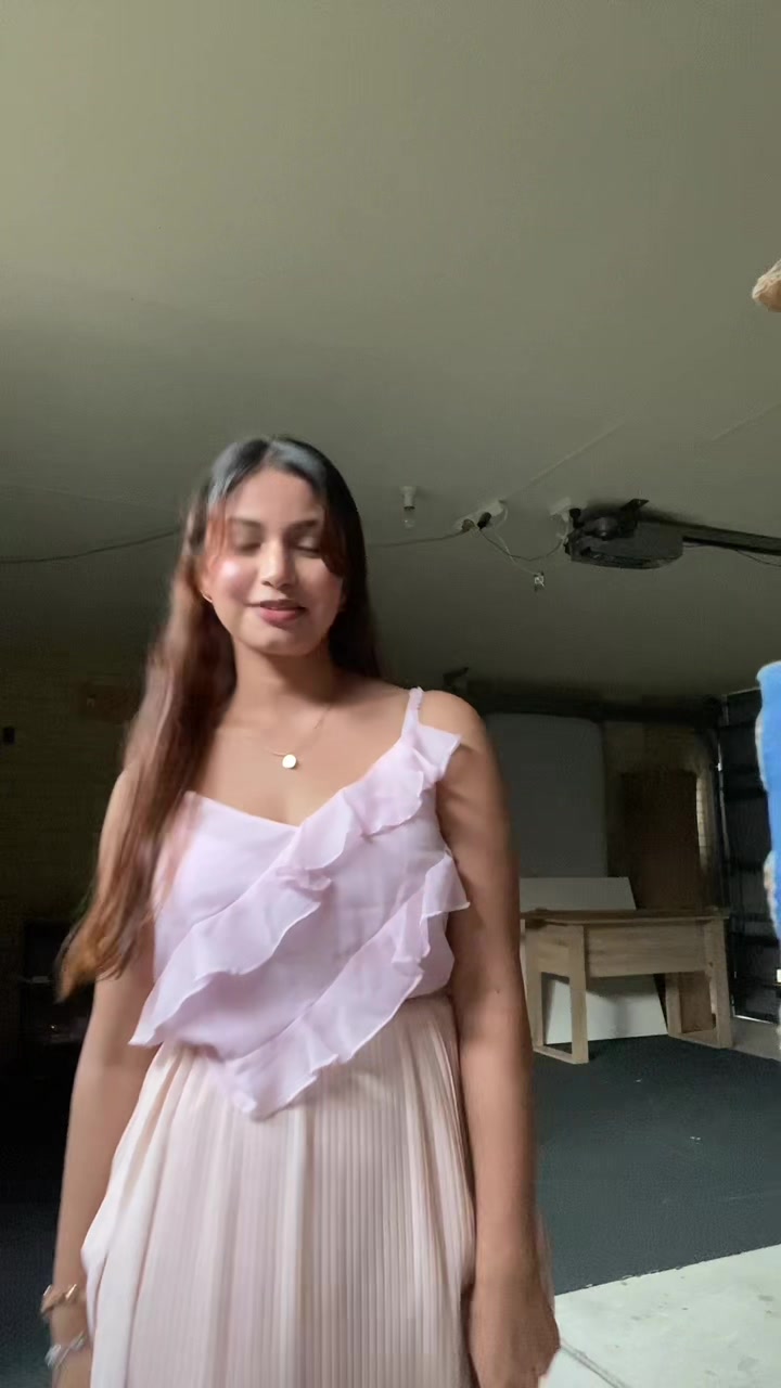 @Neelam🌻
