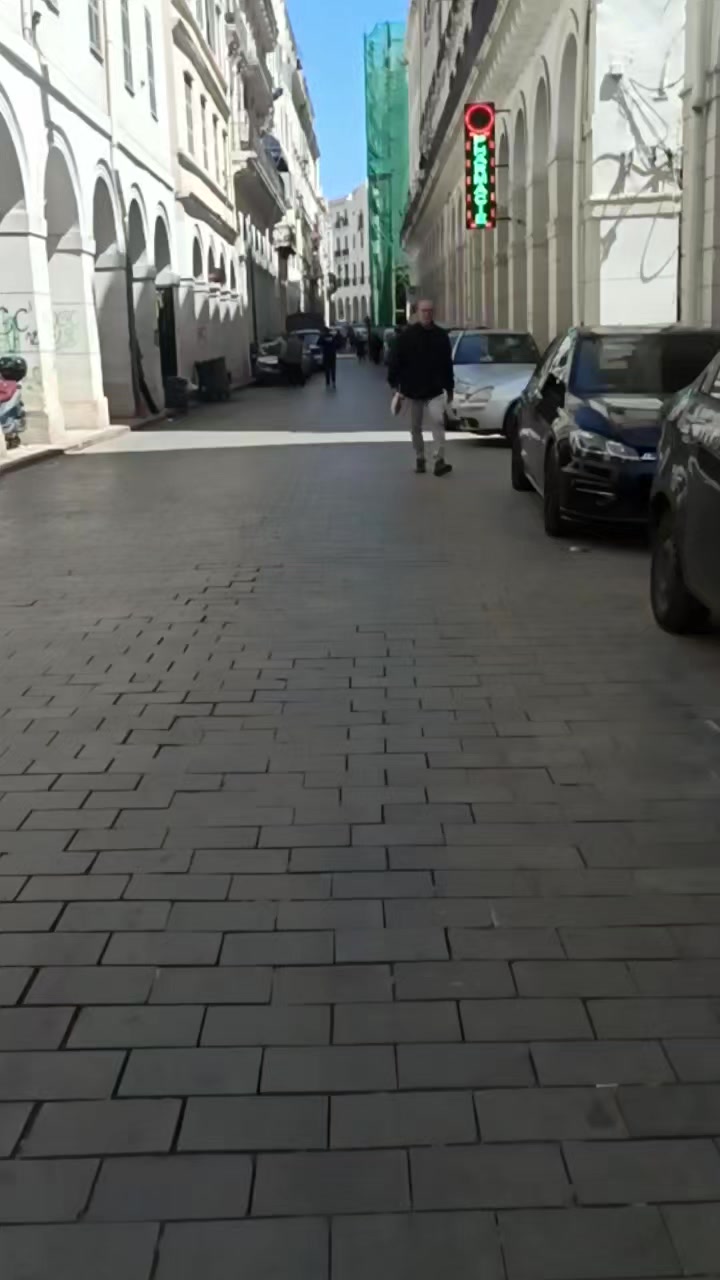 @jon&eacute;s scholes