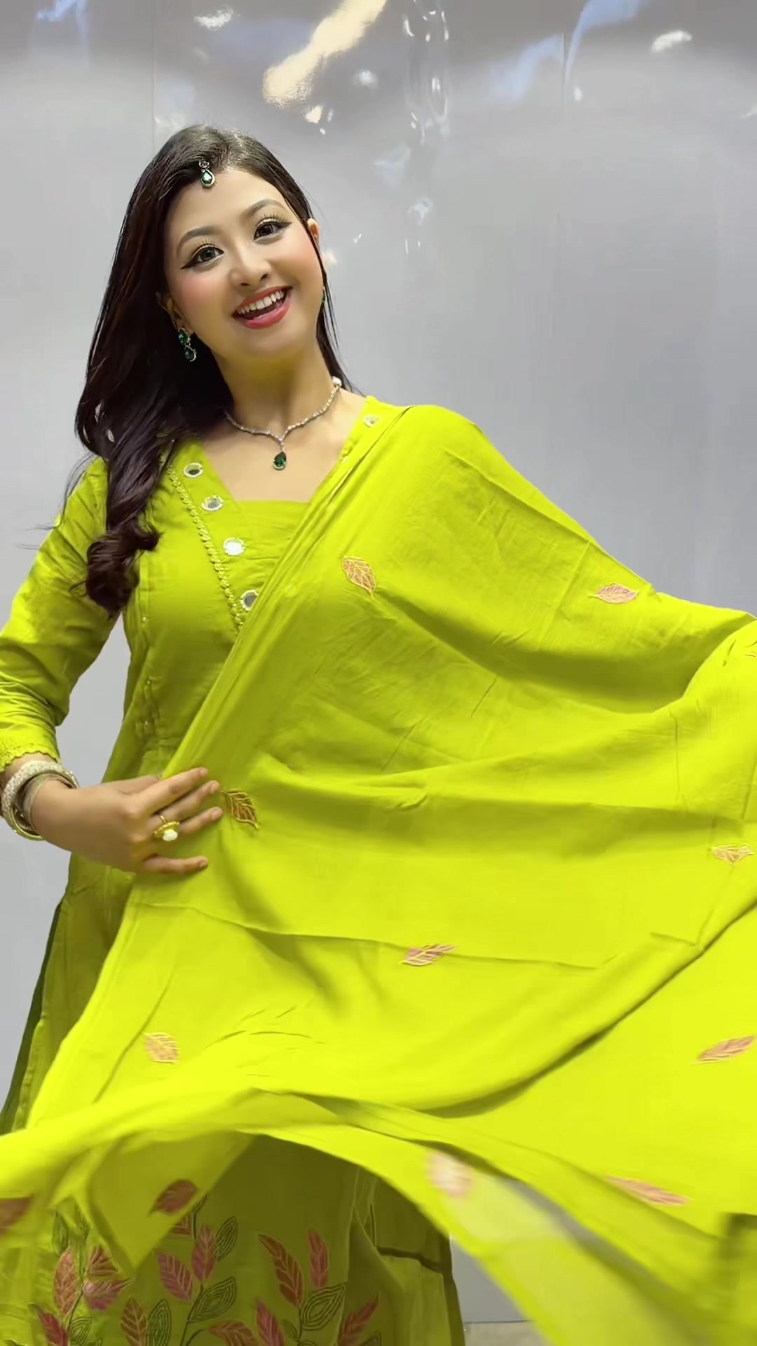 @Saree Sansar