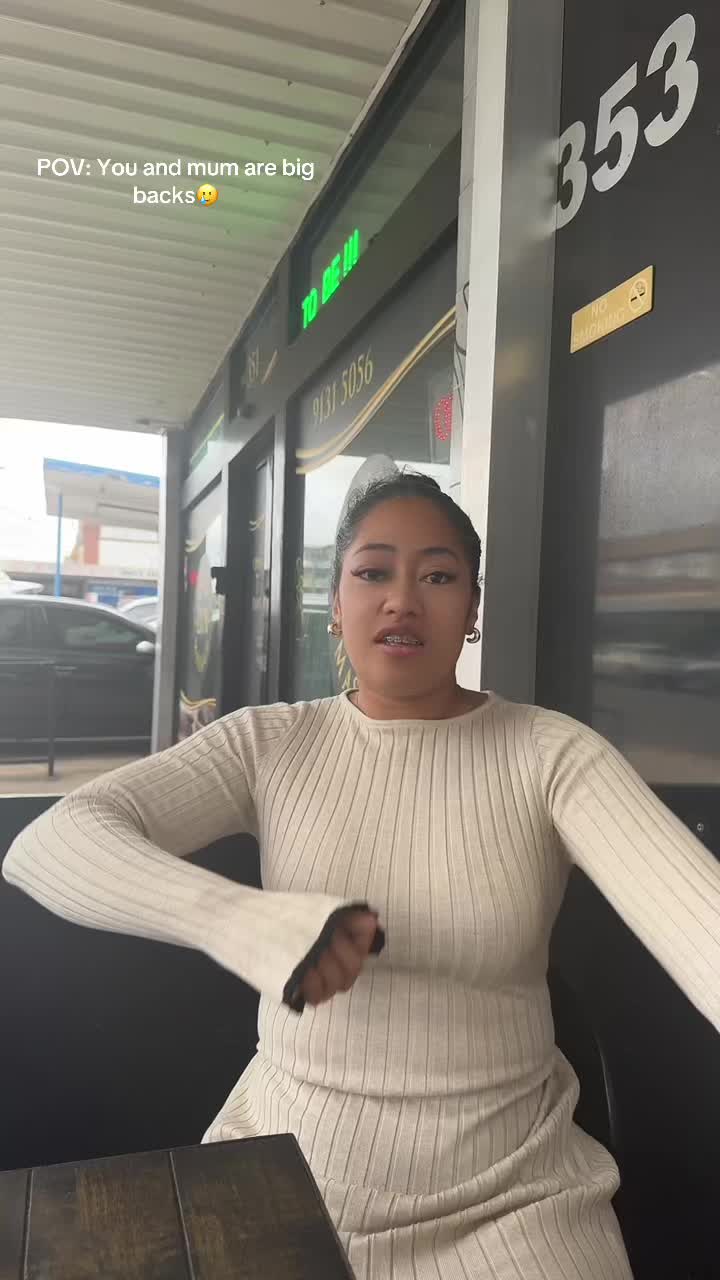 @Esther Vailepa