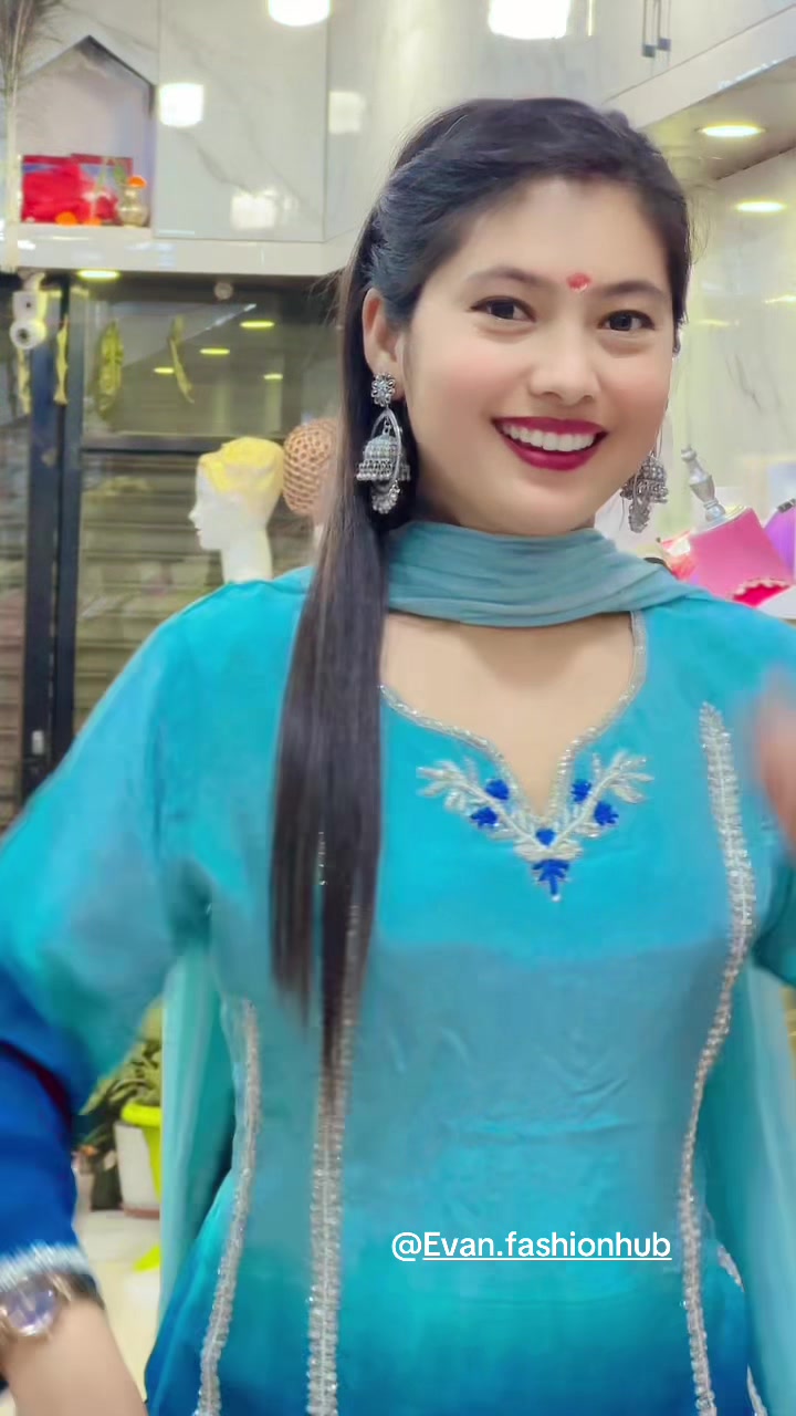 @E.S&ensp;fashion&ensp;hub