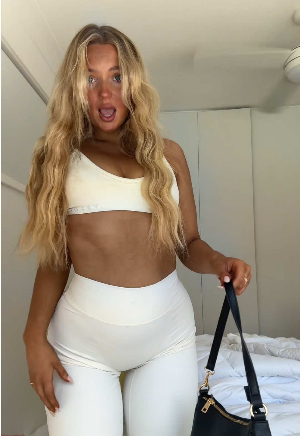 @Nikki