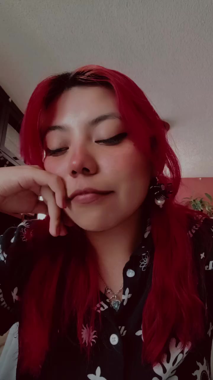 @Daniela_sempaii