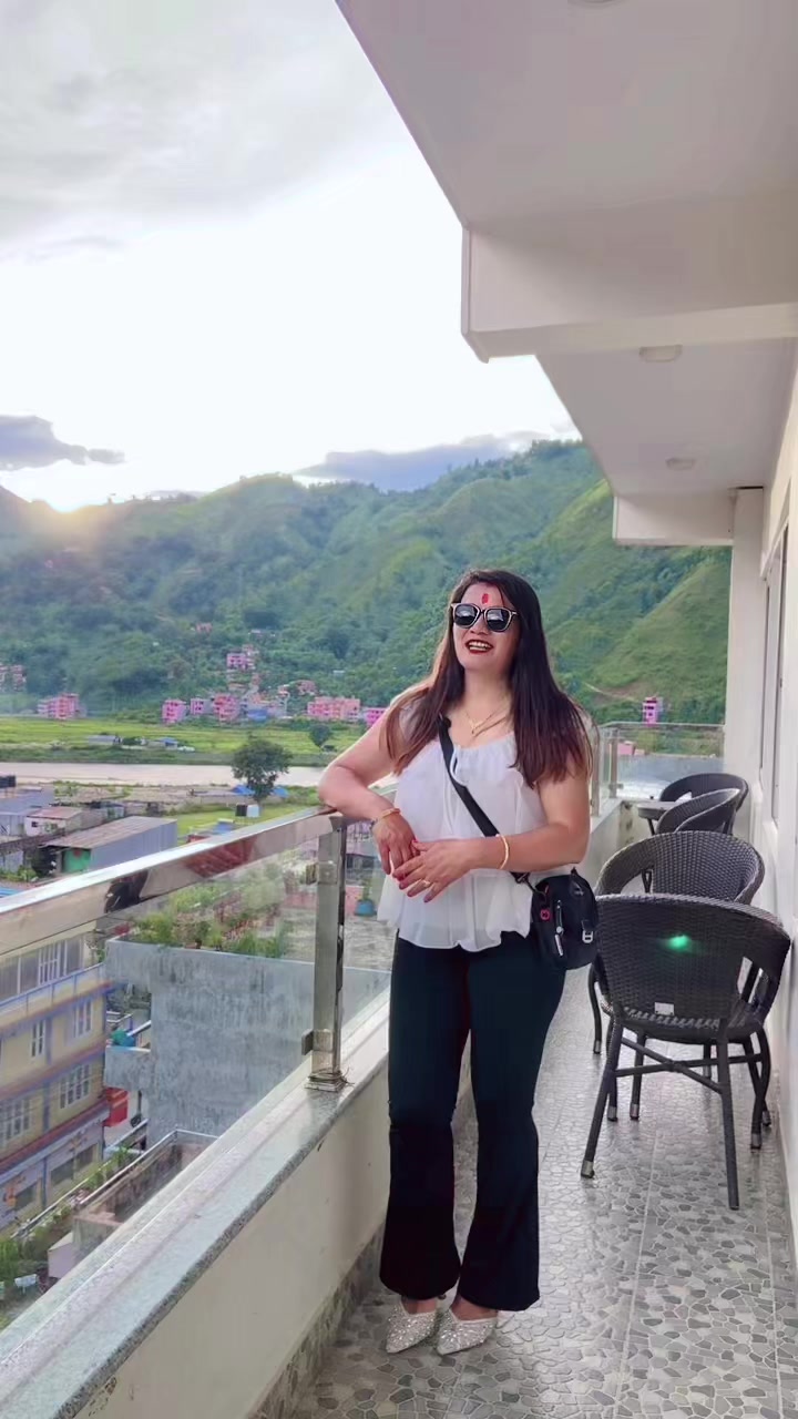 @Kamala khadka chhetri👩⚕️