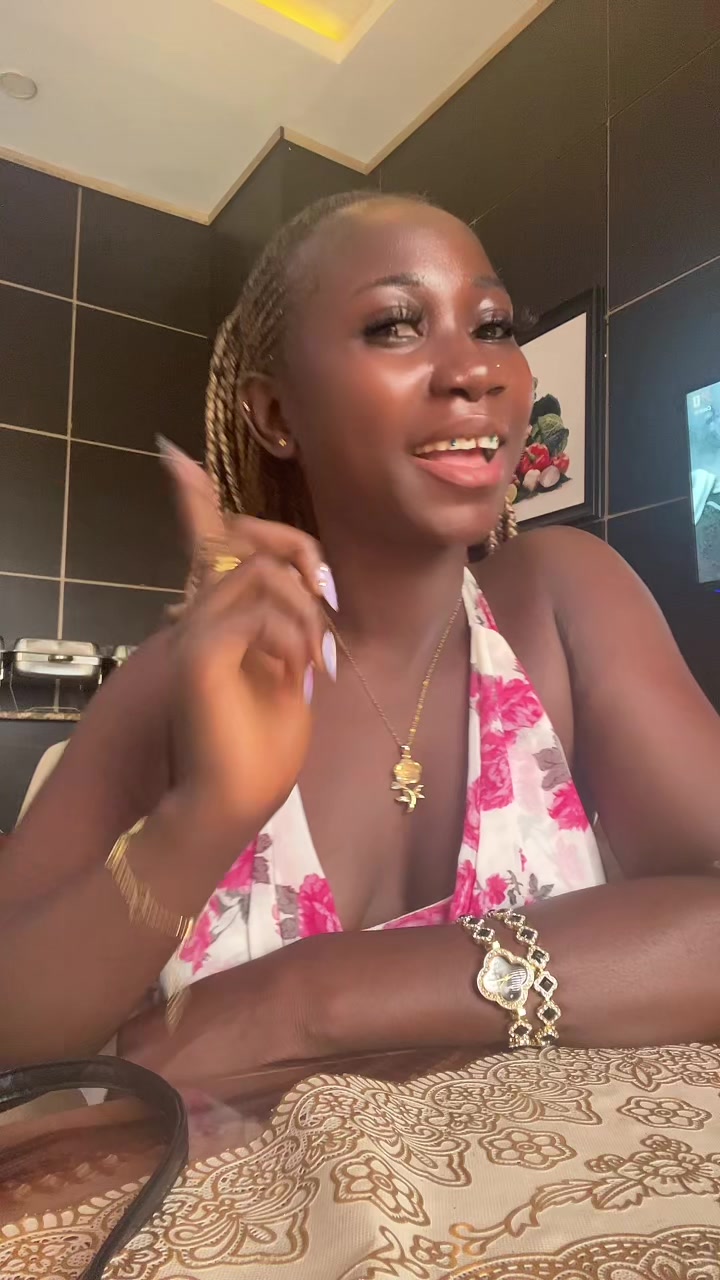 @Abigail🥵