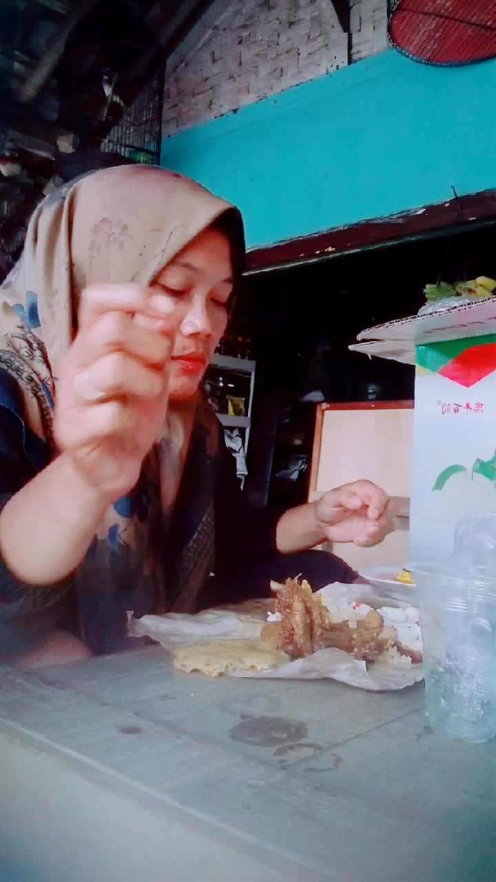 @Erlina Pacikrak04