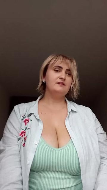 @Ірина🥰