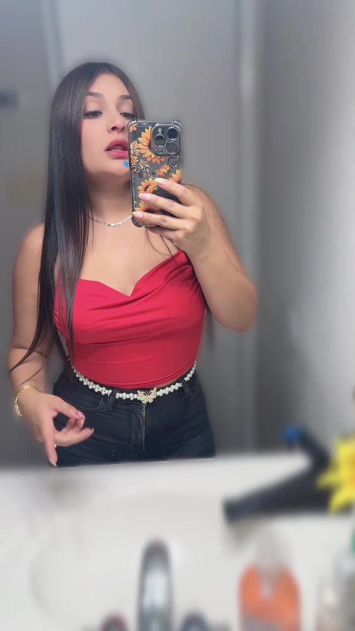 @🐝✨ℳ𝓪𝓻𝓲✨🐝