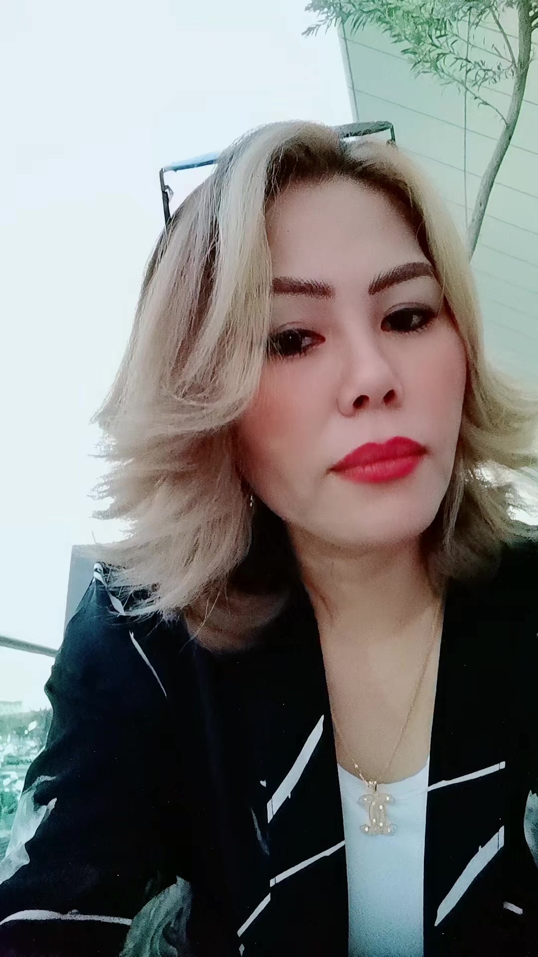 @Ms. gemini