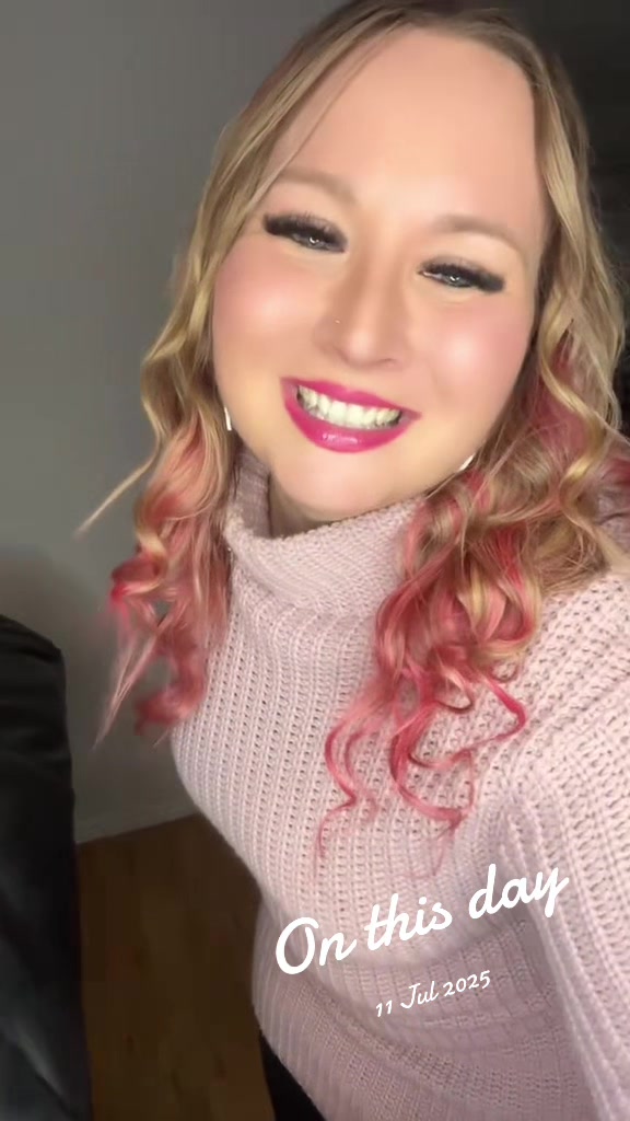 @Mel_Leigh