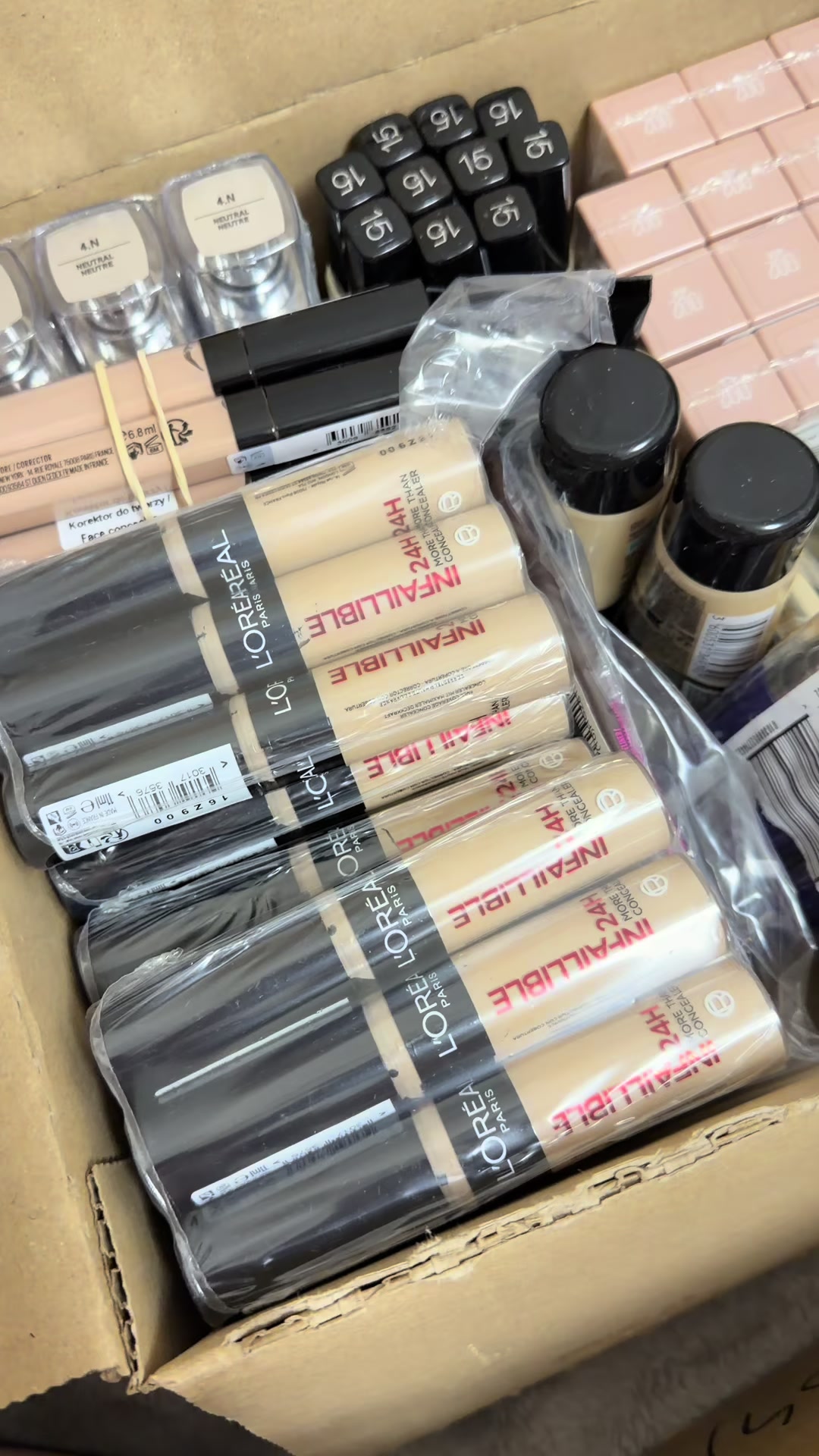 @Makeup_island.md