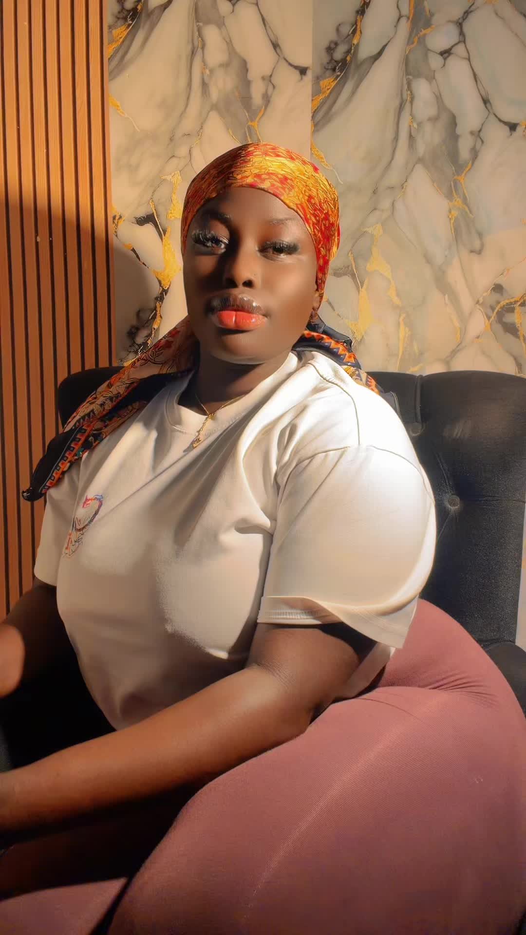 @Bbmita saliou linternational🥳