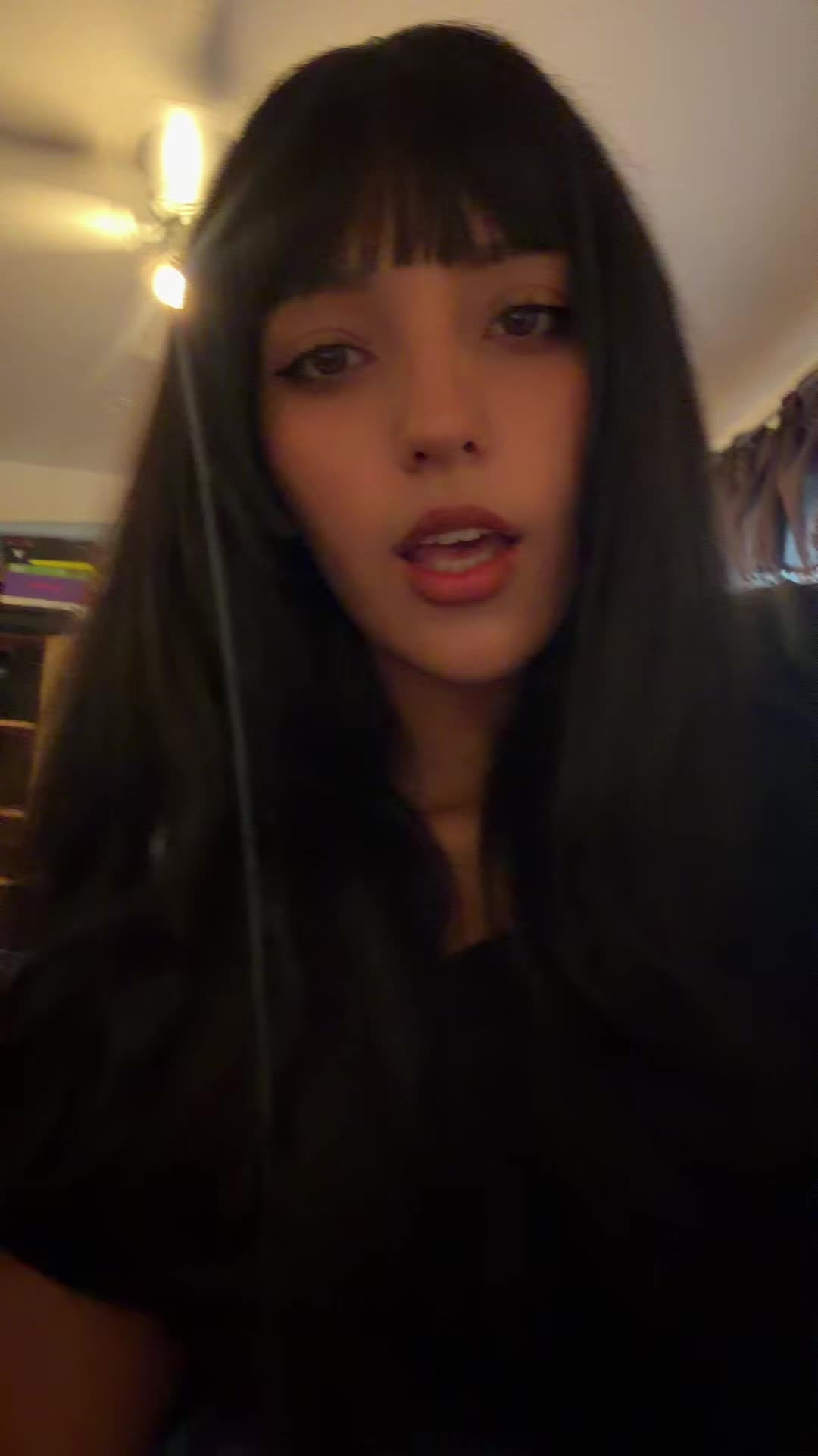 @valeria violeta