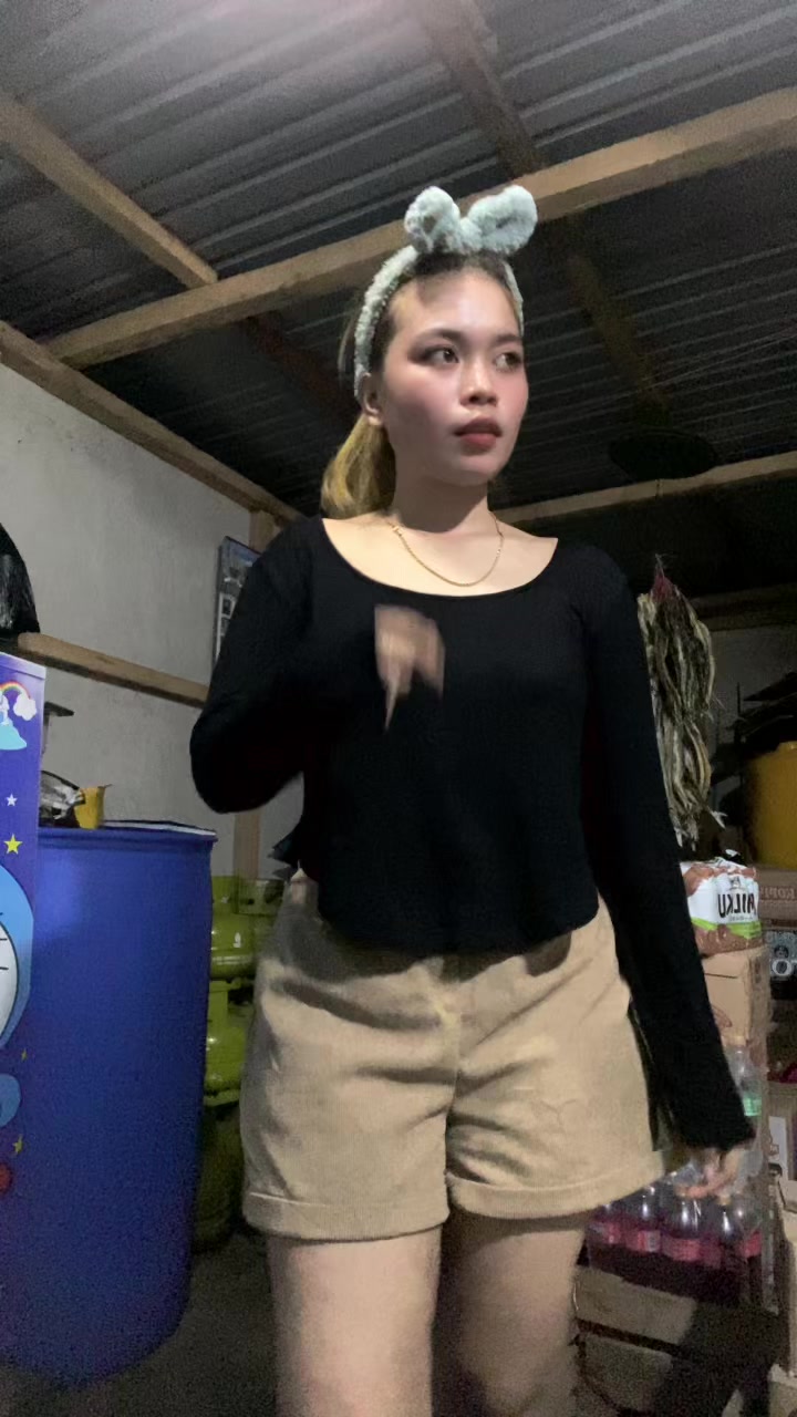 @YuniiiiLatiif💙🤍🤏🏻