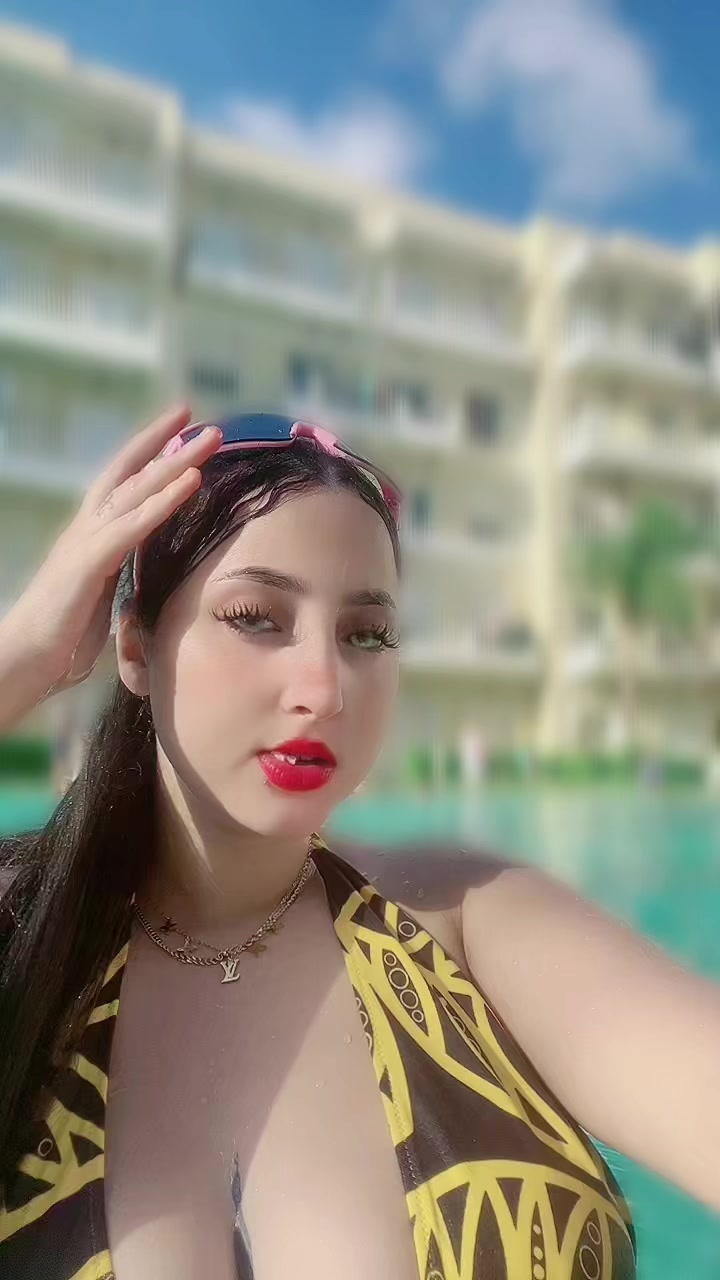 @𝐜𝐡𝐚𝐫𝐧𝐚𝐛𝐨𝐥𝐢