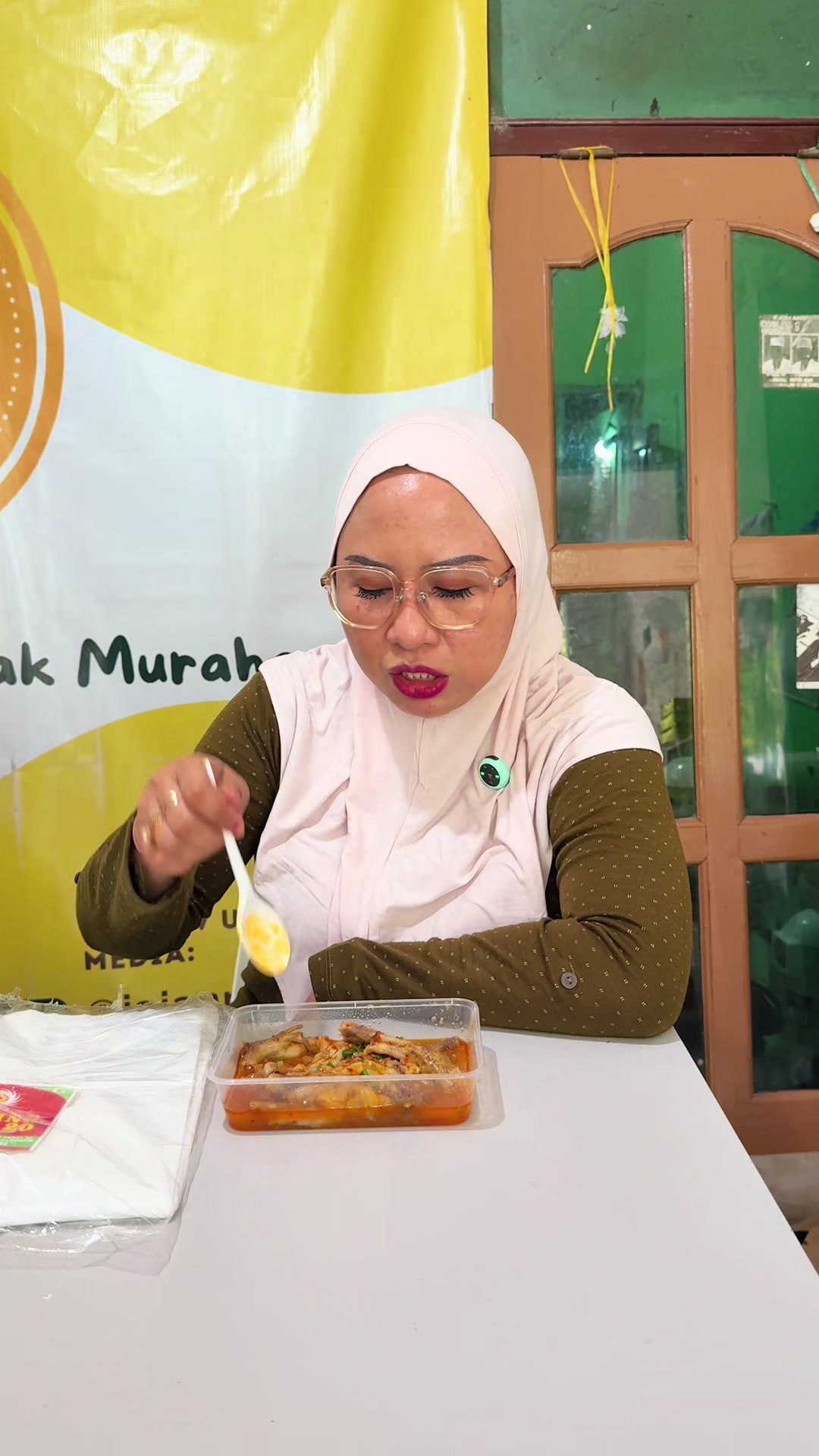 @jajan mbak sari