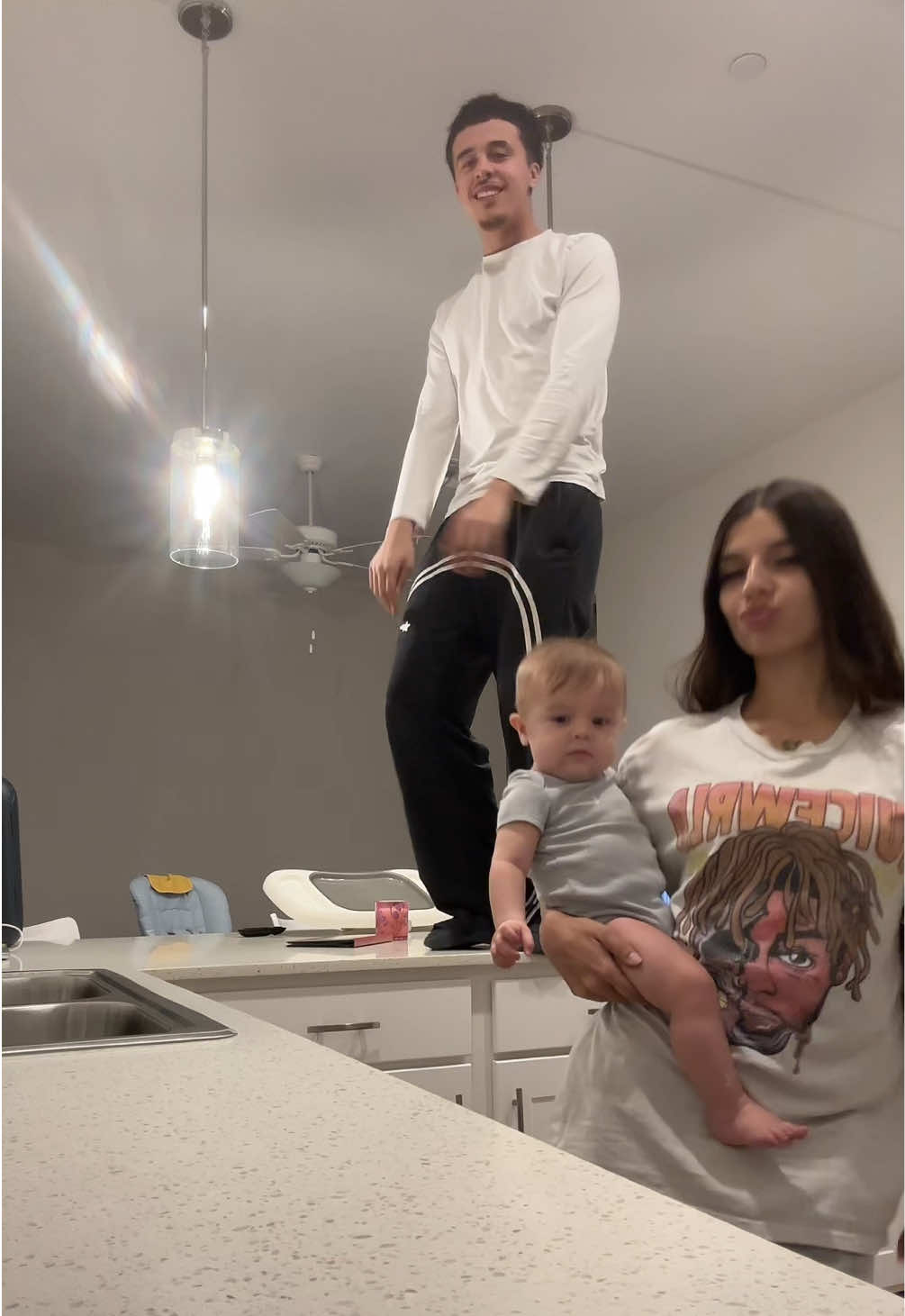 @bella