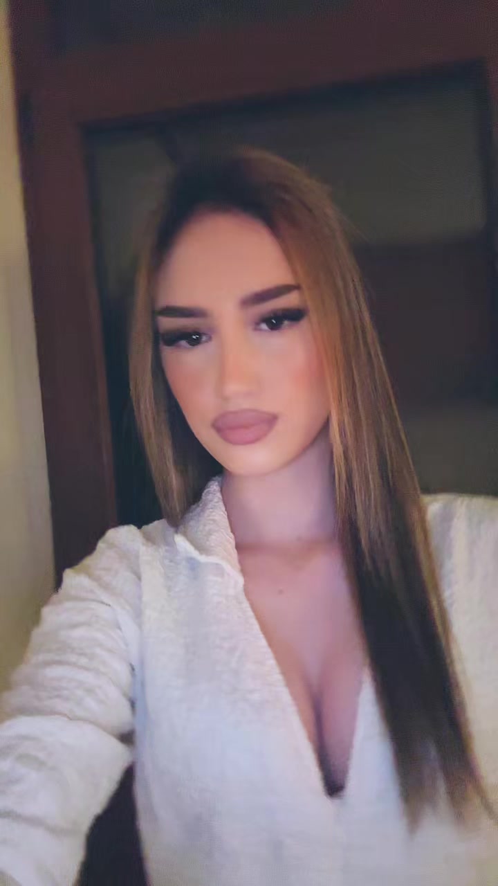 @𝓳𝓮𝓵𝓮𝓷𝓪 𝓵𝓸𝓿𝓻𝓲𝓬